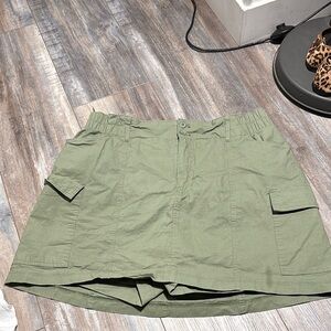 Ava & Viv Olive Green Skort EUC